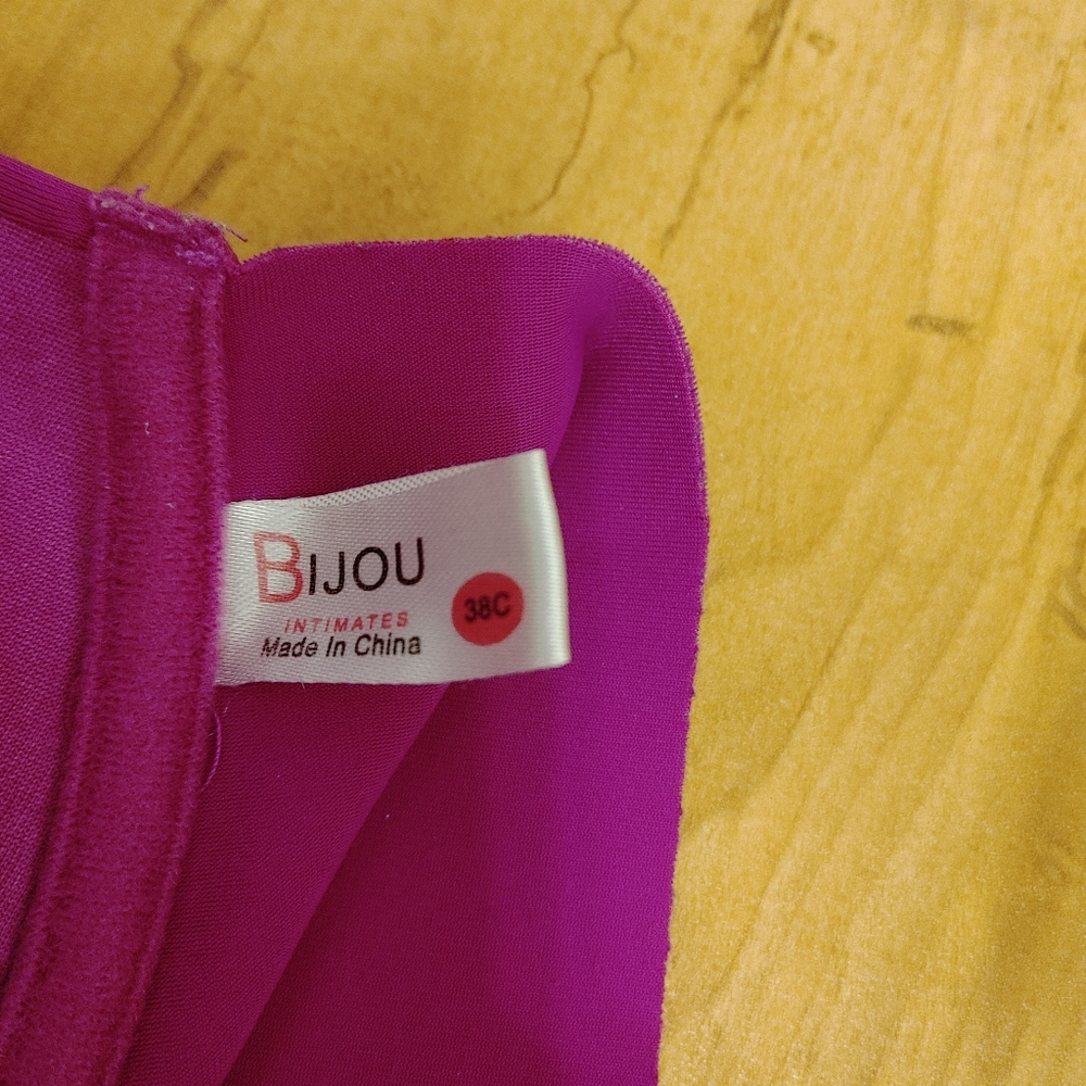 Front. Closure bra - Picture 6 of 6